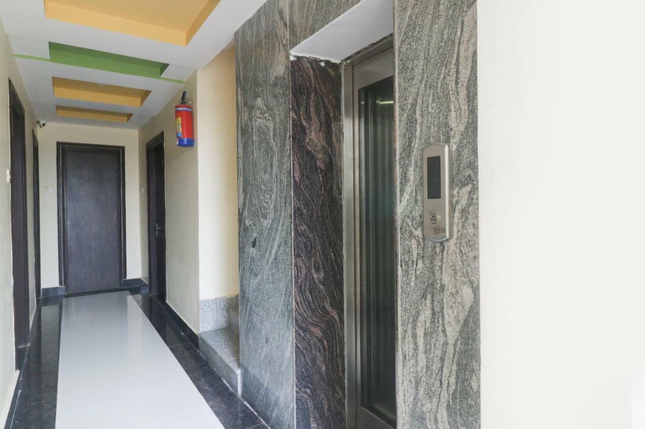 Oyo 48974 Hotel Shweta Residency Varanasi Exterior photo